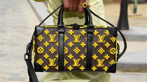 warum ist louis vuitton so teuer|are louis vuitton bags expensive.